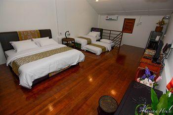 Hainan House Hotel George Town Kültér fotó